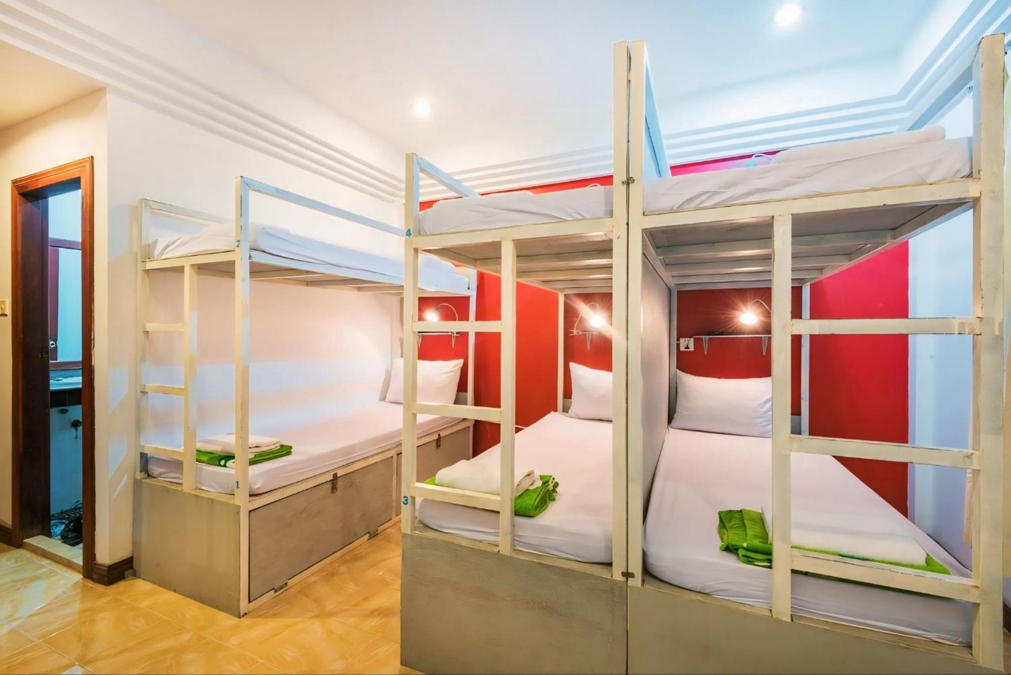 Vplus Hotel Siem Reap Esterno foto